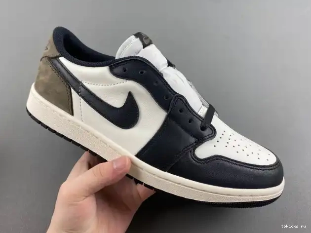 Rep TB CZ0790-102 1 Mocha Air Jordan Low OG 0421